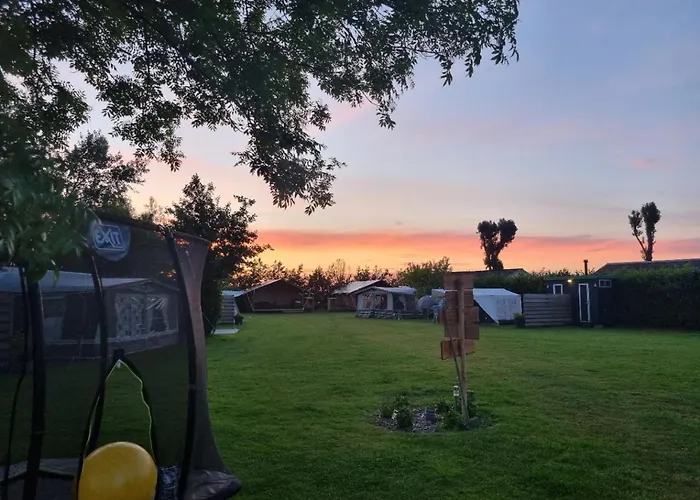 캠프장 De Tulpenweide *